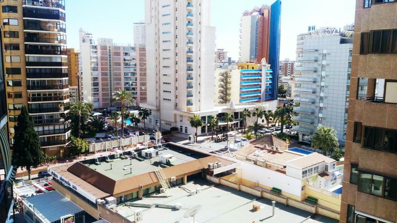Apartamento Orly Centro Бенидорм Екстериор снимка